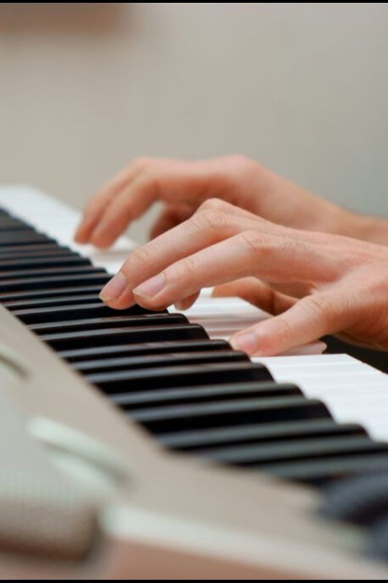 How To Connect Headphones To Digital Piano/Keyboards · Karyakarsa